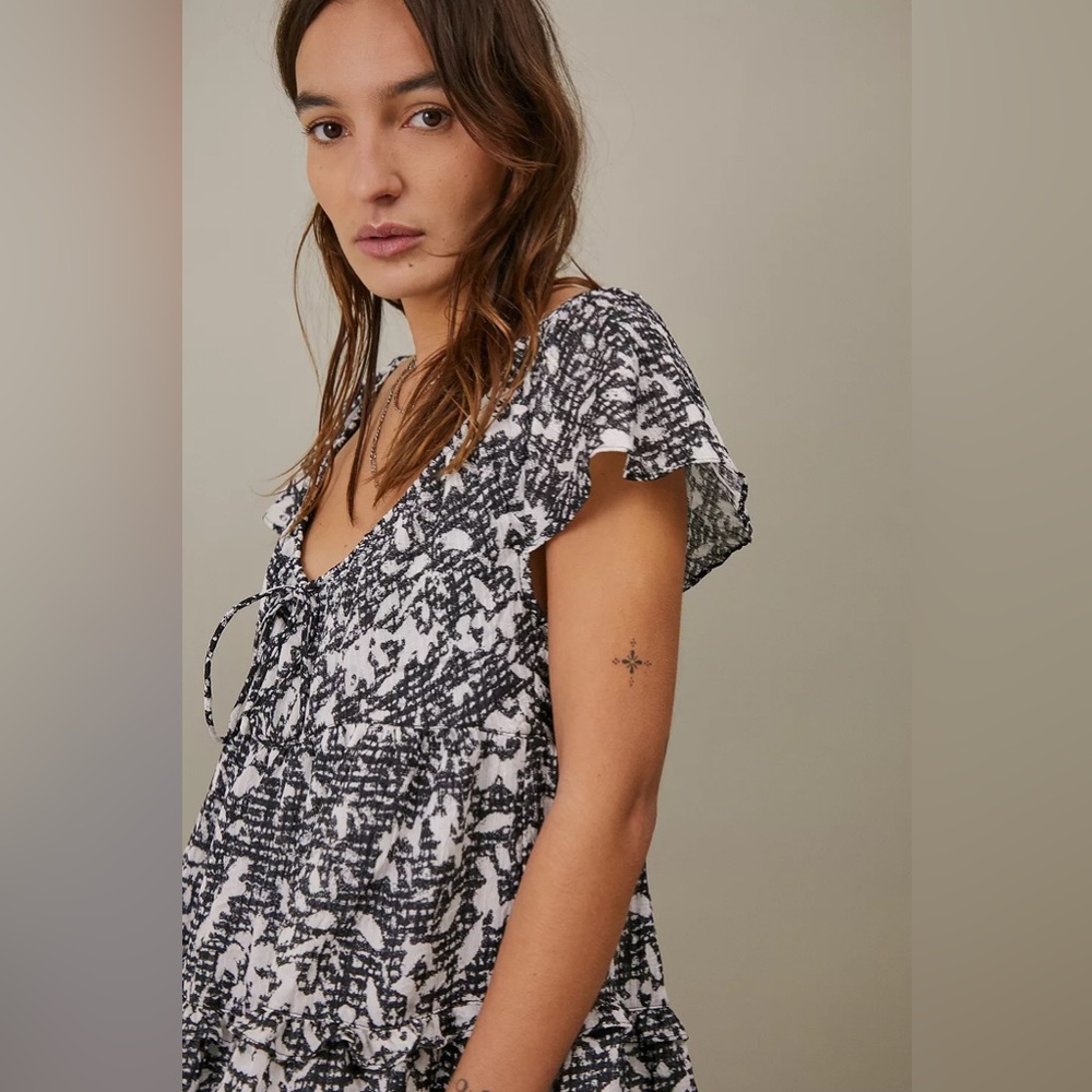 EUC Urban Outfitters Bea Gingham Floral Mini Dress